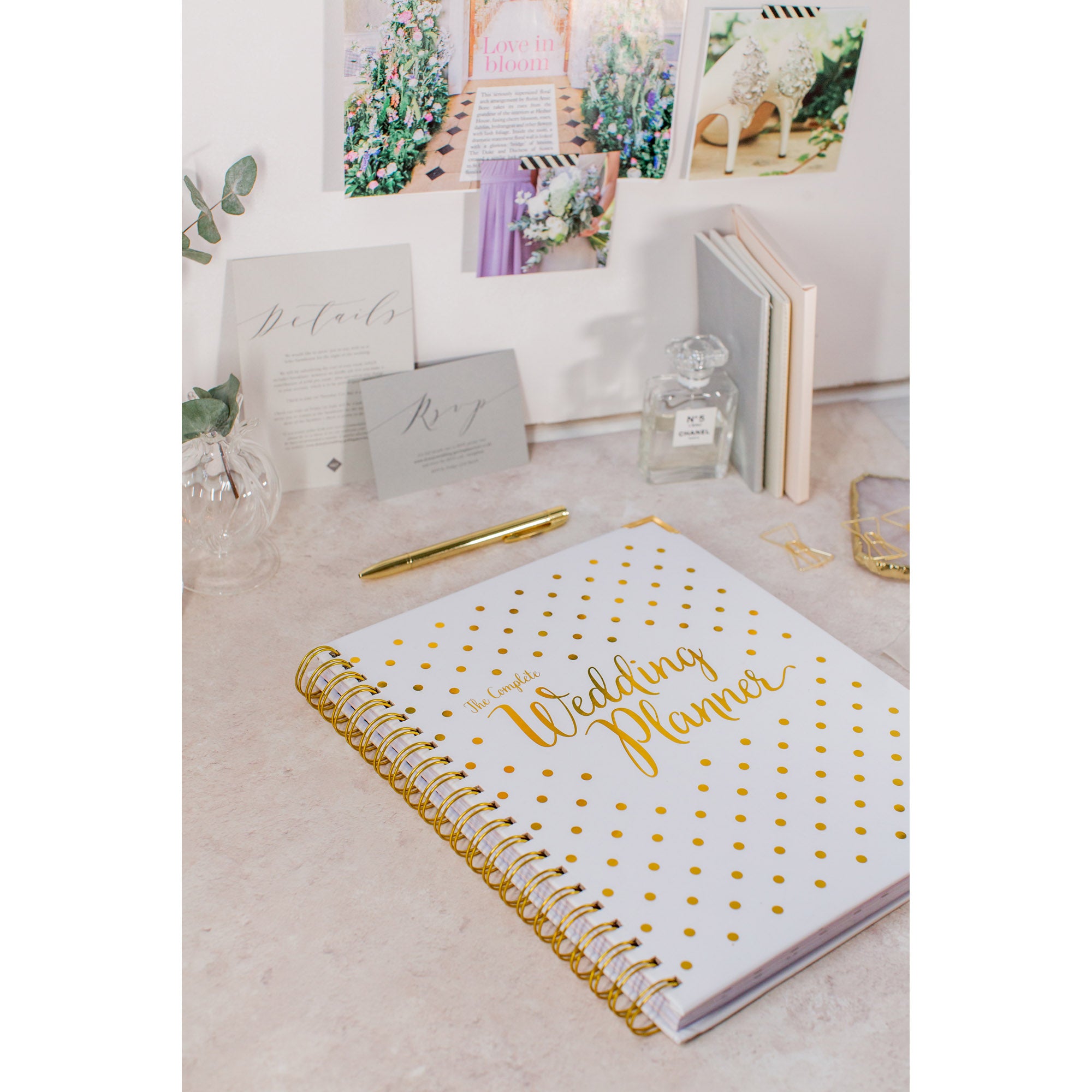 Wedding Planner & Calendar, Gold Floral